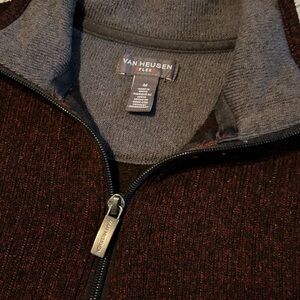 Van Heusen Flex Men's quarter zip Sweater fleece Port Royale color in Medium